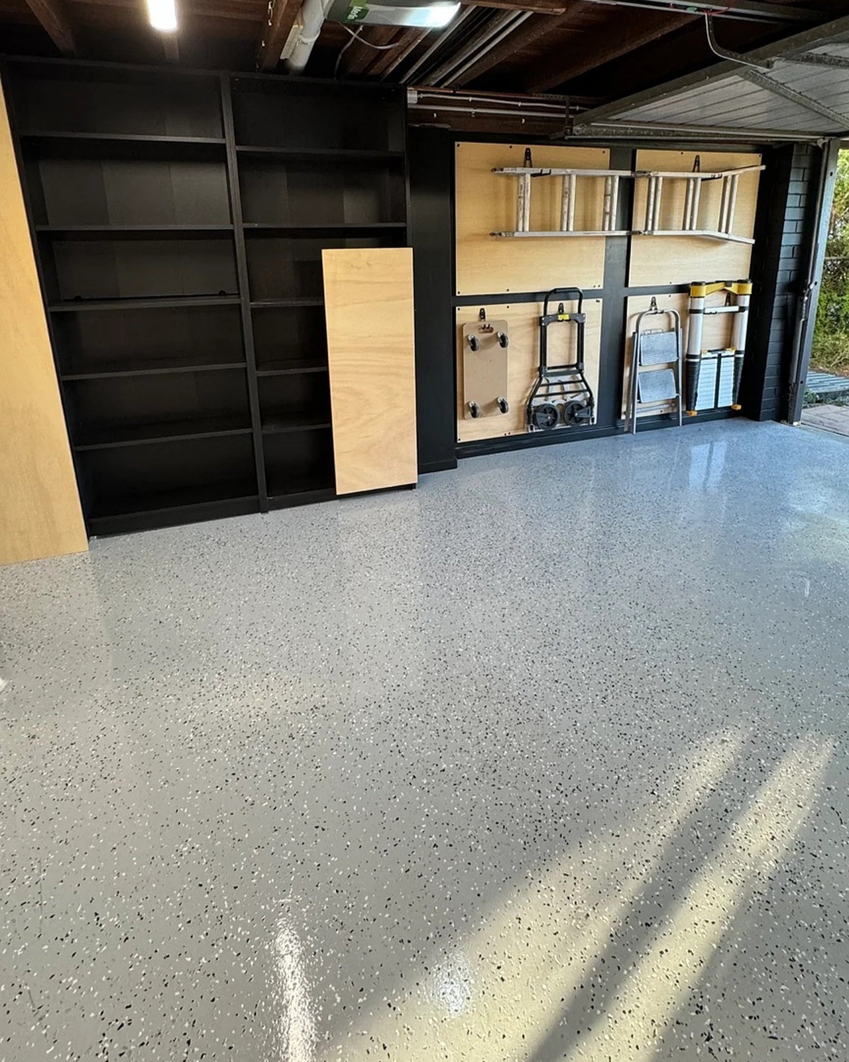U-Coat Epoxy Flake Floor Kit